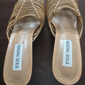 Steve Madden Women's Tan Woven Sandals